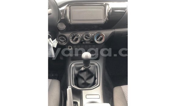 Buy Import Toyota Hilux White Car in Import - Dubai in Malawi Buy Import Toyota Hilux White Car in Import - Dubai in Malawi