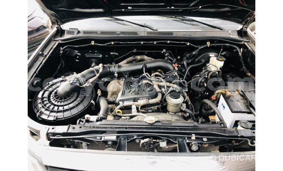 Nunua Imported Toyota Fortuner Black Gari ndani ya Import - Dubai nchini Malawi Nunua Imported Toyota Fortuner Black Gari ndani ya Import - Dubai nchini Malawi