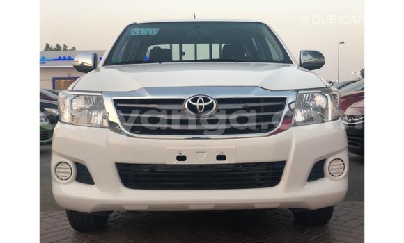 Nunua Imported Toyota Hilux White Gari ndani ya Import - Dubai nchini Malawi Nunua Imported Toyota Hilux White Gari ndani ya Import - Dubai nchini Malawi