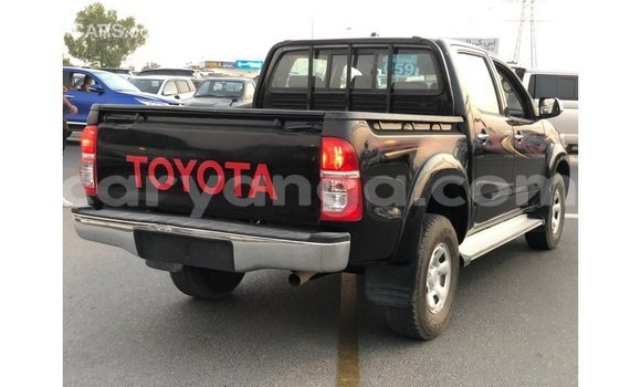 Acheter Import Voiture Toyota Hilux Noir à Import - Dubai, Malawi Acheter Import Voiture Toyota Hilux Noir à Import - Dubai, Malawi