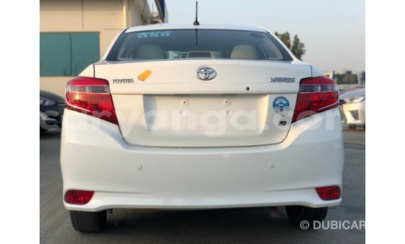 Nunua Imported Toyota Yaris White Gari ndani ya Import - Dubai nchini Malawi Nunua Imported Toyota Yaris White Gari ndani ya Import - Dubai nchini Malawi