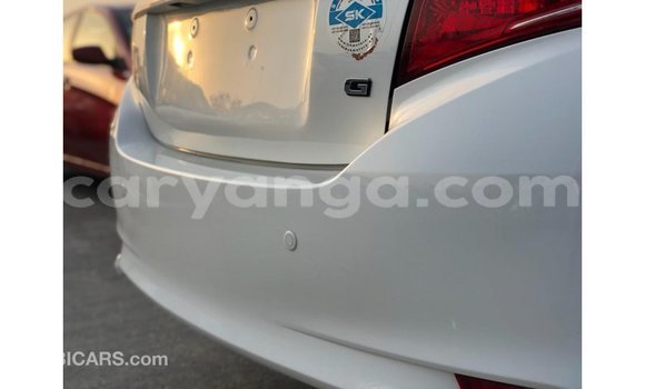 Nunua Imported Toyota Yaris White Gari ndani ya Import - Dubai nchini Malawi Nunua Imported Toyota Yaris White Gari ndani ya Import - Dubai nchini Malawi