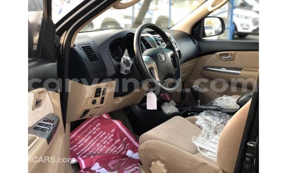 Nunua Imported Toyota Fortuner Black Gari ndani ya Import - Dubai nchini Malawi Nunua Imported Toyota Fortuner Black Gari ndani ya Import - Dubai nchini Malawi