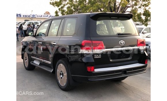 Nunua Imported Toyota Land Cruiser Black Gari ndani ya Import - Dubai nchini Malawi Nunua Imported Toyota Land Cruiser Black Gari ndani ya Import - Dubai nchini Malawi