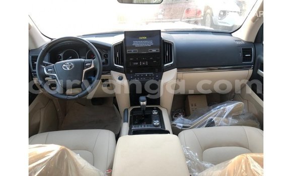 Nunua Imported Toyota Land Cruiser Black Gari ndani ya Import - Dubai nchini Malawi Nunua Imported Toyota Land Cruiser Black Gari ndani ya Import - Dubai nchini Malawi