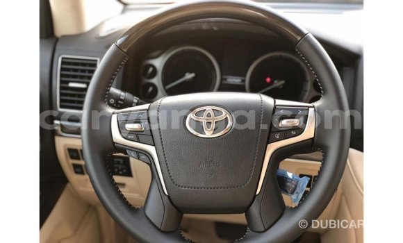 Nunua Imported Toyota Land Cruiser Black Gari ndani ya Import - Dubai nchini Malawi Nunua Imported Toyota Land Cruiser Black Gari ndani ya Import - Dubai nchini Malawi