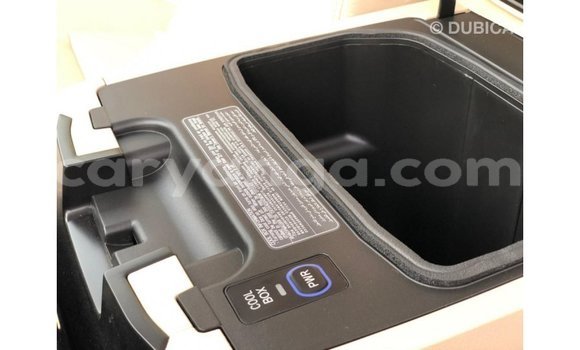 Nunua Imported Toyota Land Cruiser Black Gari ndani ya Import - Dubai nchini Malawi Nunua Imported Toyota Land Cruiser Black Gari ndani ya Import - Dubai nchini Malawi