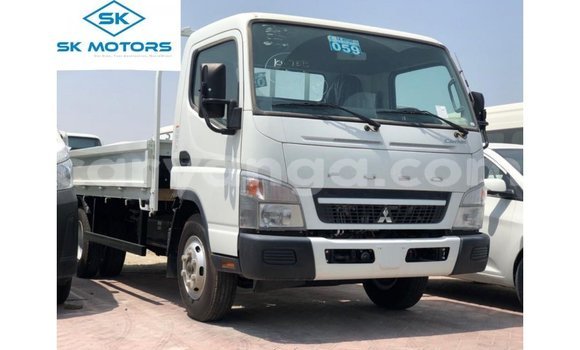 Nunua Imported Mitsubishi Canter White Gari ndani ya Import - Dubai nchini Malawi Nunua Imported Mitsubishi Canter White Gari ndani ya Import - Dubai nchini Malawi