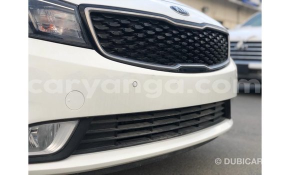 Nunua Imported Kia Cerato White Gari ndani ya Import - Dubai nchini Malawi Nunua Imported Kia Cerato White Gari ndani ya Import - Dubai nchini Malawi