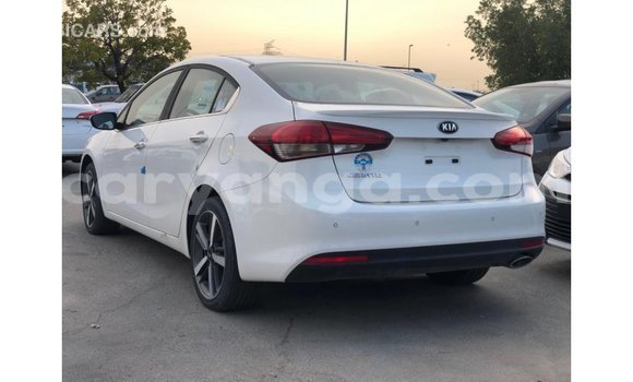 Nunua Imported Kia Cerato White Gari ndani ya Import - Dubai nchini Malawi Nunua Imported Kia Cerato White Gari ndani ya Import - Dubai nchini Malawi