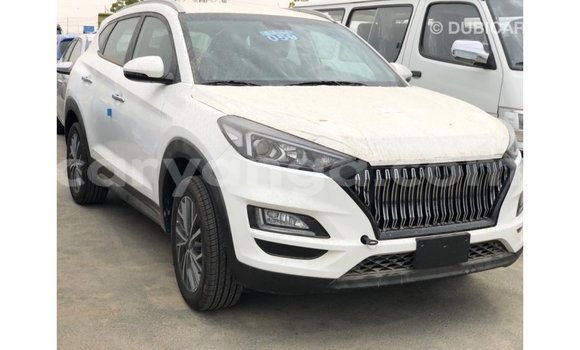 Nunua Imported Hyundai Tucson White Gari ndani ya Import - Dubai nchini Malawi Nunua Imported Hyundai Tucson White Gari ndani ya Import - Dubai nchini Malawi