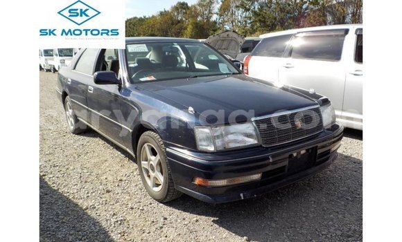 Buy Import Toyota Crown Blue Car in Import - Dubai in Malawi Buy Import Toyota Crown Blue Car in Import - Dubai in Malawi