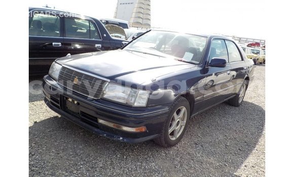 Acheter Import Voiture Toyota Crown Bleu à Import - Dubai, Malawi Acheter Import Voiture Toyota Crown Bleu à Import - Dubai, Malawi