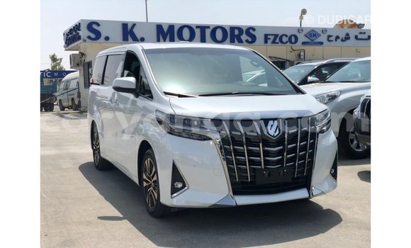 Acheter Import Voiture Toyota Alphard Blanc à Import - Dubai, Malawi Acheter Import Voiture Toyota Alphard Blanc à Import - Dubai, Malawi