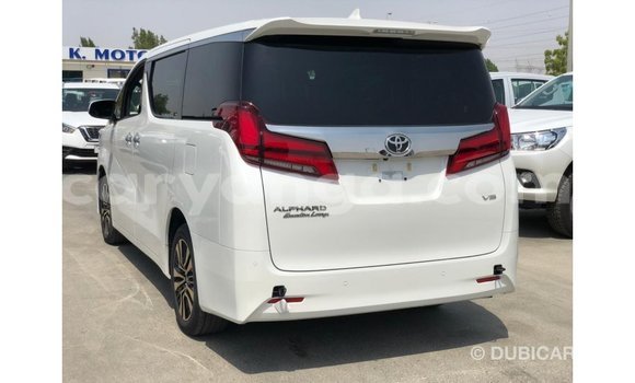 Acheter Import Voiture Toyota Alphard Blanc à Import - Dubai, Malawi Acheter Import Voiture Toyota Alphard Blanc à Import - Dubai, Malawi