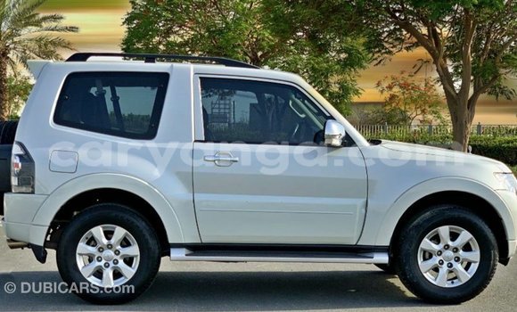 Buy Import Mitsubishi Pajero White Car in Import - Dubai in Malawi Buy Import Mitsubishi Pajero White Car in Import - Dubai in Malawi