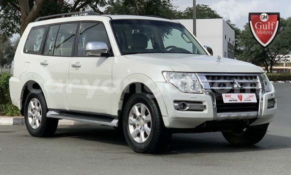 Buy Import Mitsubishi Pajero White Car in Import - Dubai in Malawi Buy Import Mitsubishi Pajero White Car in Import - Dubai in Malawi