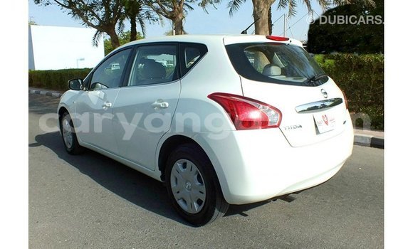 Buy Import Nissan Tiida White Car in Import - Dubai in Malawi Buy Import Nissan Tiida White Car in Import - Dubai in Malawi