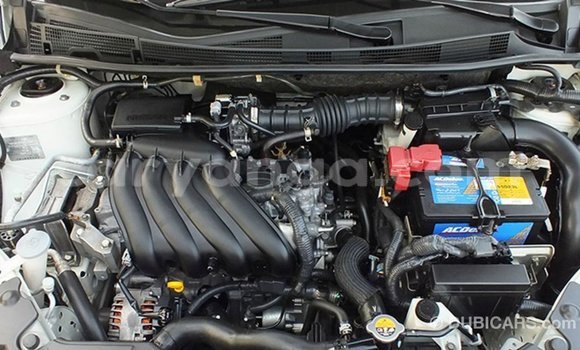 Buy Import Nissan Tiida White Car in Import - Dubai in Malawi Buy Import Nissan Tiida White Car in Import - Dubai in Malawi