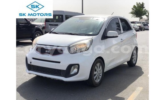 Acheter Import Voiture Kia Picanto Blanc à Import - Dubai, Malawi