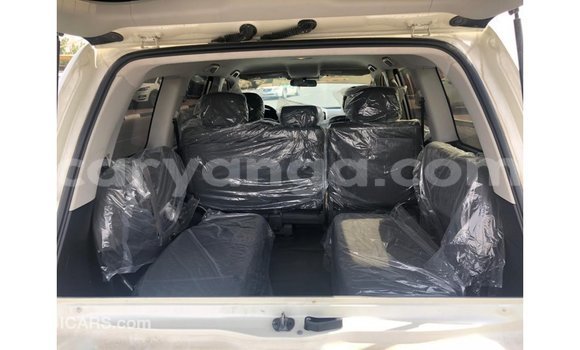 Nunua Imported Toyota Land Cruiser White Gari ndani ya Import - Dubai nchini Malawi Nunua Imported Toyota Land Cruiser White Gari ndani ya Import - Dubai nchini Malawi