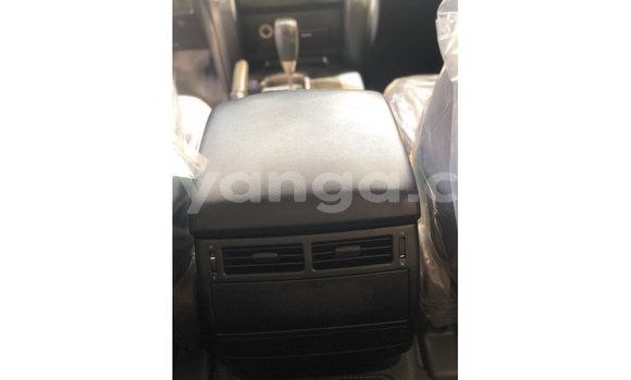 Nunua Imported Toyota Land Cruiser White Gari ndani ya Import - Dubai nchini Malawi Nunua Imported Toyota Land Cruiser White Gari ndani ya Import - Dubai nchini Malawi