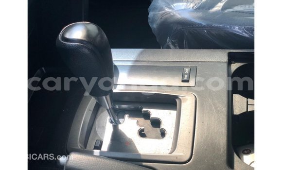 Nunua Imported Toyota Land Cruiser White Gari ndani ya Import - Dubai nchini Malawi Nunua Imported Toyota Land Cruiser White Gari ndani ya Import - Dubai nchini Malawi