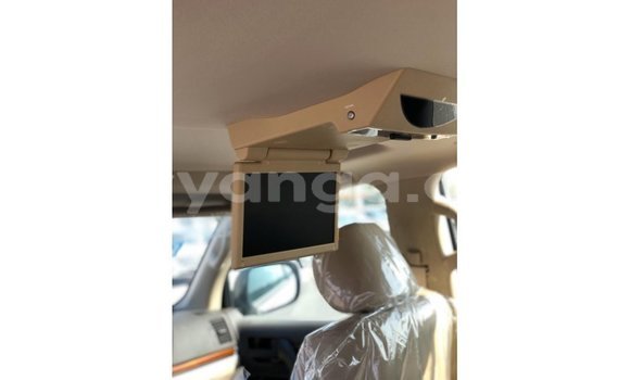 Nunua Imported Toyota Land Cruiser White Gari ndani ya Import - Dubai nchini Malawi Nunua Imported Toyota Land Cruiser White Gari ndani ya Import - Dubai nchini Malawi