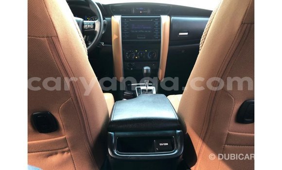 Nunua Imported Toyota Fortuner White Gari ndani ya Import - Dubai nchini Malawi Nunua Imported Toyota Fortuner White Gari ndani ya Import - Dubai nchini Malawi