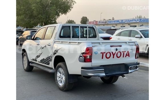 Nunua Imported Toyota Hilux White Gari ndani ya Import - Dubai nchini Malawi Nunua Imported Toyota Hilux White Gari ndani ya Import - Dubai nchini Malawi