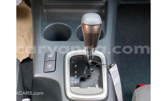 Nunua Imported Toyota Hilux White Gari ndani ya Import - Dubai nchini Malawi Nunua Imported Toyota Hilux White Gari ndani ya Import - Dubai nchini Malawi