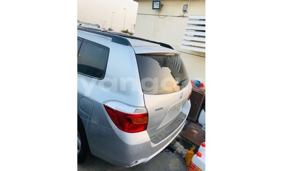 Nunua Imported Toyota Highlander Other Gari ndani ya Import - Dubai nchini Malawi Nunua Imported Toyota Highlander Other Gari ndani ya Import - Dubai nchini Malawi