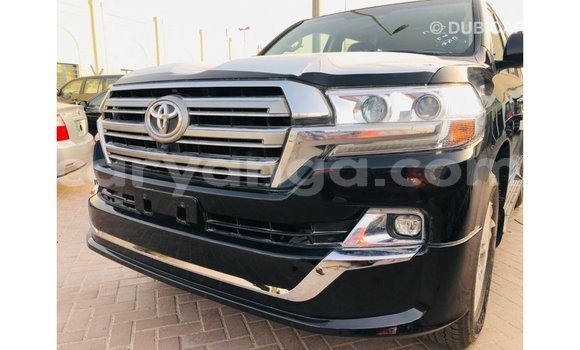 Nunua Imported Toyota Land Cruiser Black Gari ndani ya Import - Dubai nchini Malawi Nunua Imported Toyota Land Cruiser Black Gari ndani ya Import - Dubai nchini Malawi