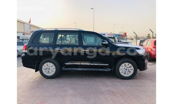 Nunua Imported Toyota Land Cruiser Black Gari ndani ya Import - Dubai nchini Malawi Nunua Imported Toyota Land Cruiser Black Gari ndani ya Import - Dubai nchini Malawi