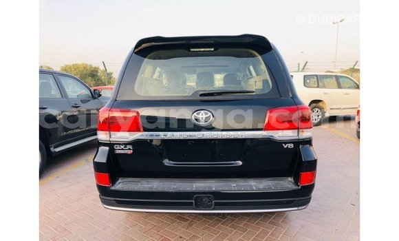 Nunua Imported Toyota Land Cruiser Black Gari ndani ya Import - Dubai nchini Malawi Nunua Imported Toyota Land Cruiser Black Gari ndani ya Import - Dubai nchini Malawi