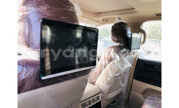 Nunua Imported Toyota Land Cruiser Black Gari ndani ya Import - Dubai nchini Malawi Nunua Imported Toyota Land Cruiser Black Gari ndani ya Import - Dubai nchini Malawi