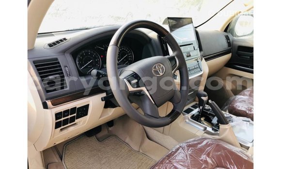 Nunua Imported Toyota Land Cruiser Black Gari ndani ya Import - Dubai nchini Malawi Nunua Imported Toyota Land Cruiser Black Gari ndani ya Import - Dubai nchini Malawi