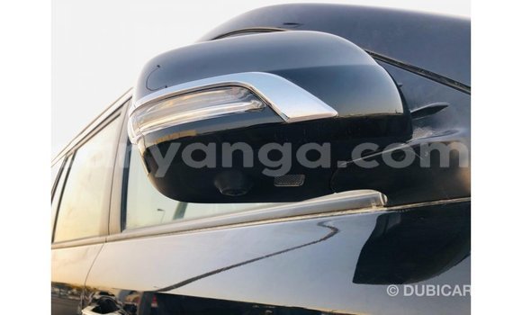 Nunua Imported Toyota Land Cruiser Black Gari ndani ya Import - Dubai nchini Malawi Nunua Imported Toyota Land Cruiser Black Gari ndani ya Import - Dubai nchini Malawi