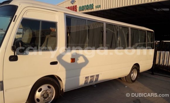 Nunua Imported Toyota Coaster White Gari ndani ya Import - Dubai nchini Malawi Nunua Imported Toyota Coaster White Gari ndani ya Import - Dubai nchini Malawi