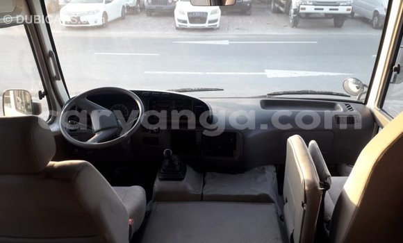 Nunua Imported Toyota Coaster White Gari ndani ya Import - Dubai nchini Malawi Nunua Imported Toyota Coaster White Gari ndani ya Import - Dubai nchini Malawi