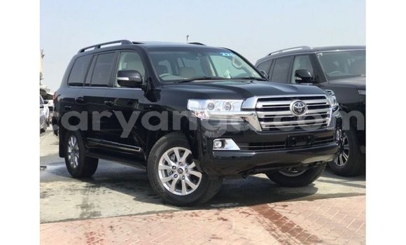 Acheter Import Voiture Toyota Land Cruiser Noir à Import - Dubai, Malawi Acheter Import Voiture Toyota Land Cruiser Noir à Import - Dubai, Malawi
