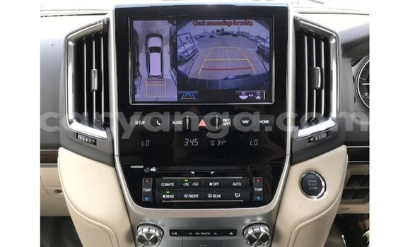 Acheter Import Voiture Toyota Land Cruiser Noir à Import - Dubai, Malawi Acheter Import Voiture Toyota Land Cruiser Noir à Import - Dubai, Malawi