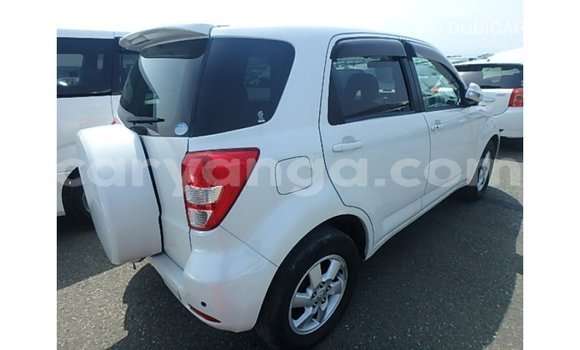 Nunua Imported Toyota Rush White Gari ndani ya Import - Dubai nchini Malawi Nunua Imported Toyota Rush White Gari ndani ya Import - Dubai nchini Malawi