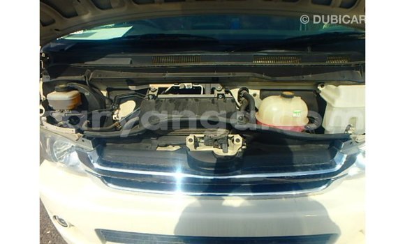 Acheter Import Voiture Toyota Hiace Blanc à Import - Dubai, Malawi Acheter Import Voiture Toyota Hiace Blanc à Import - Dubai, Malawi