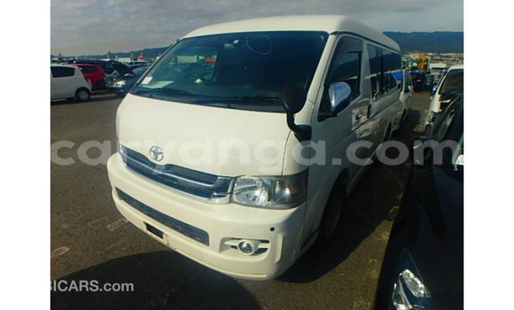 Acheter Import Voiture Toyota Hiace Blanc à Import - Dubai, Malawi Acheter Import Voiture Toyota Hiace Blanc à Import - Dubai, Malawi