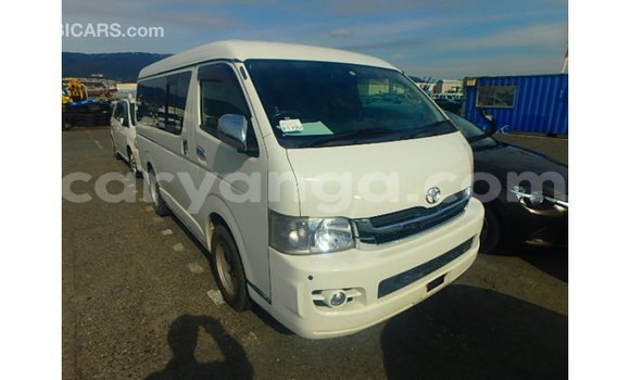 Acheter Import Voiture Toyota Hiace Blanc à Import - Dubai, Malawi Acheter Import Voiture Toyota Hiace Blanc à Import - Dubai, Malawi