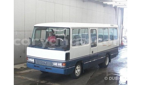 Nunua Imported Toyota Coaster White Gari ndani ya Import - Dubai nchini Malawi Nunua Imported Toyota Coaster White Gari ndani ya Import - Dubai nchini Malawi