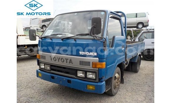 Buy Import Toyota Dyna Blue Car in Import - Dubai in Malawi