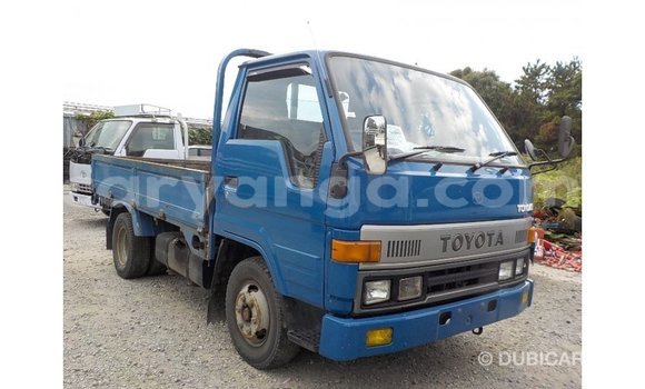 Nunua Imported Toyota Dyna Blue Gari ndani ya Import - Dubai nchini Malawi Nunua Imported Toyota Dyna Blue Gari ndani ya Import - Dubai nchini Malawi