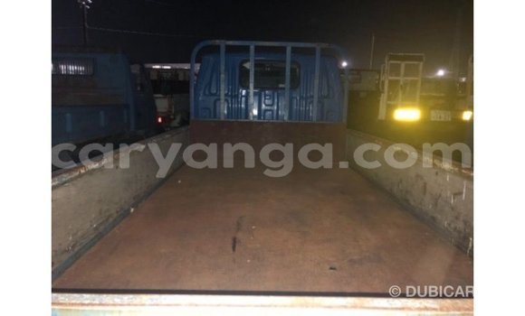 Nunua Imported Toyota Dyna Blue Gari ndani ya Import - Dubai nchini Malawi Nunua Imported Toyota Dyna Blue Gari ndani ya Import - Dubai nchini Malawi